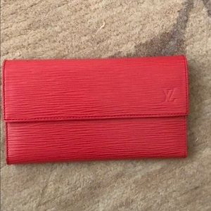 Louis Vuitton Epi Sarah clutch wallet